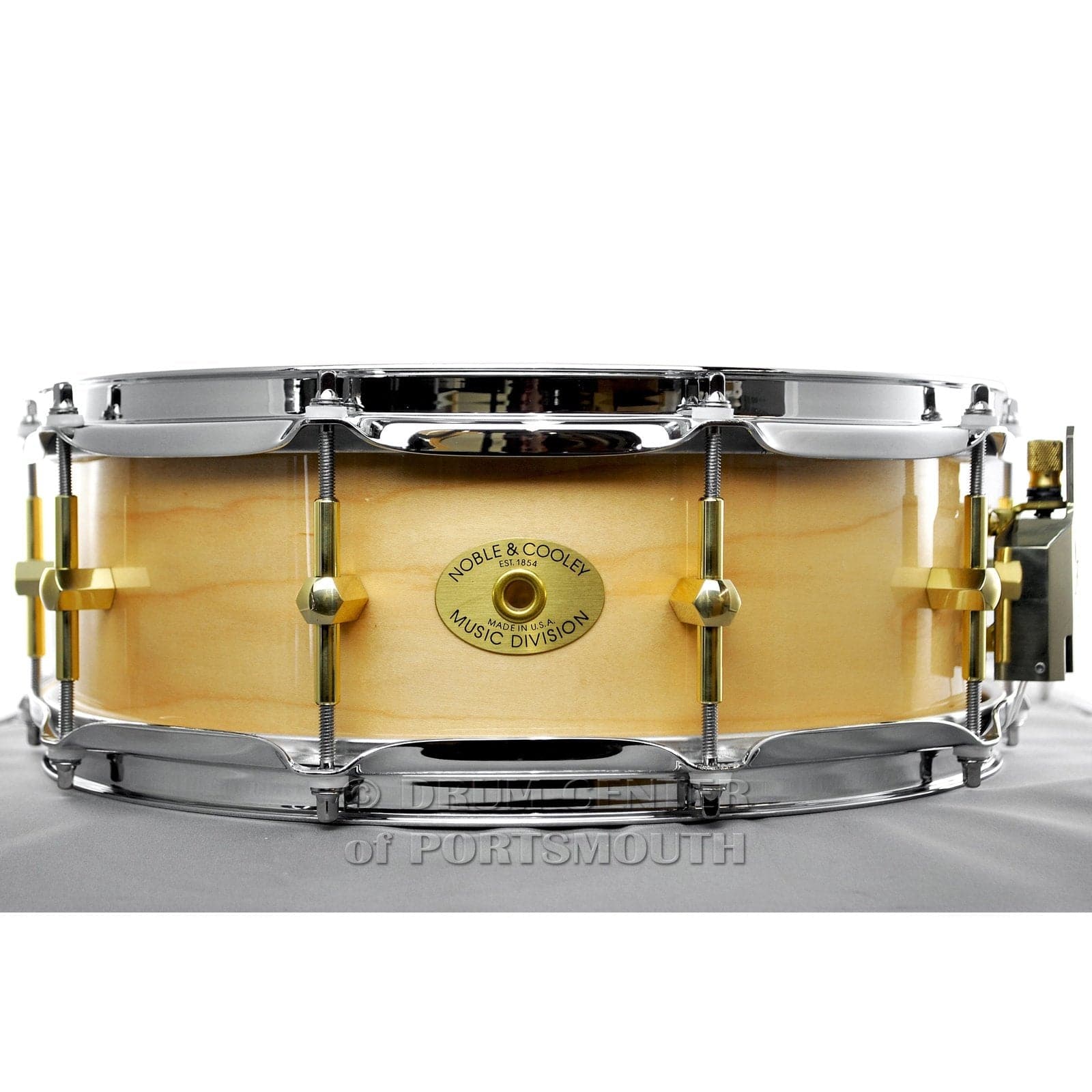 Noble & Cooley Solid Shell Classic Maple Snare Drum 14x5 Natural Gloss