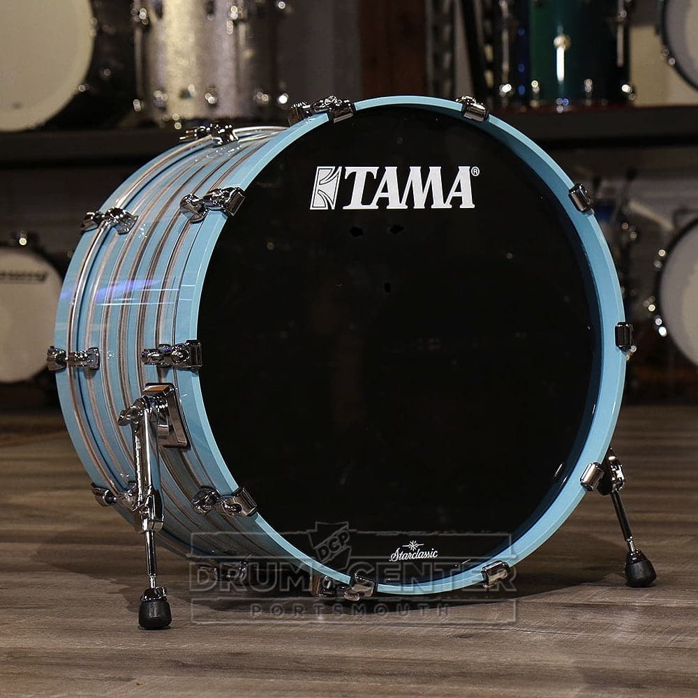 Tama Starclassic Walnut/Birch 22x14 BD w/NM- Lacquer Arctic Blue Oyster