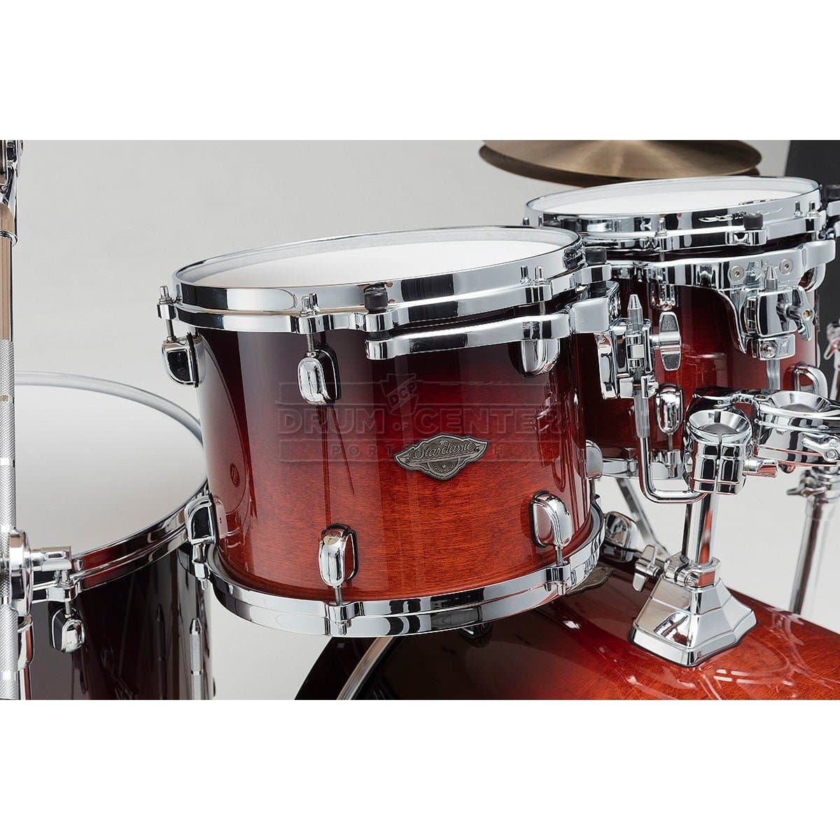 Tama Starclassic Performer 4pc Drum Set With 22 Bass Drum - Dark Cherry Fade