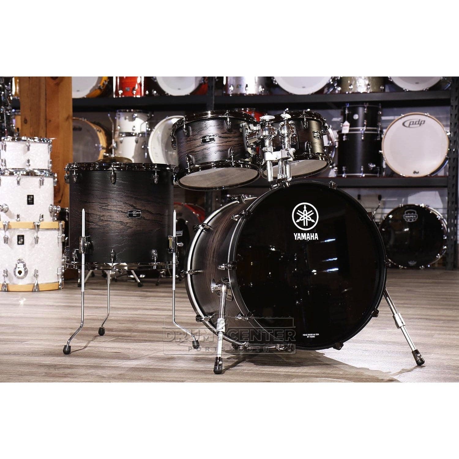 Yamaha Live Custom Hybrid Oak 4pc Drum Set w/20BD Uzu Charcoal Sunburst